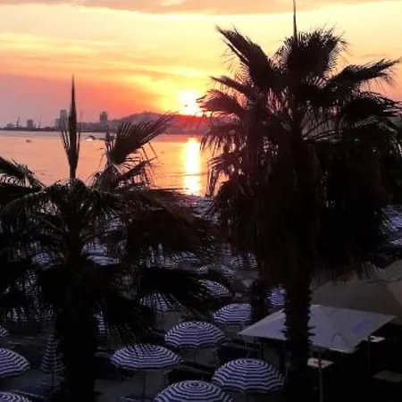 Durres Strand Direkt Am Meer Exterior photo