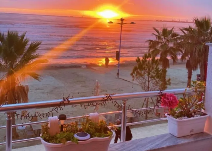 Durres Strand Direkt Am Meer