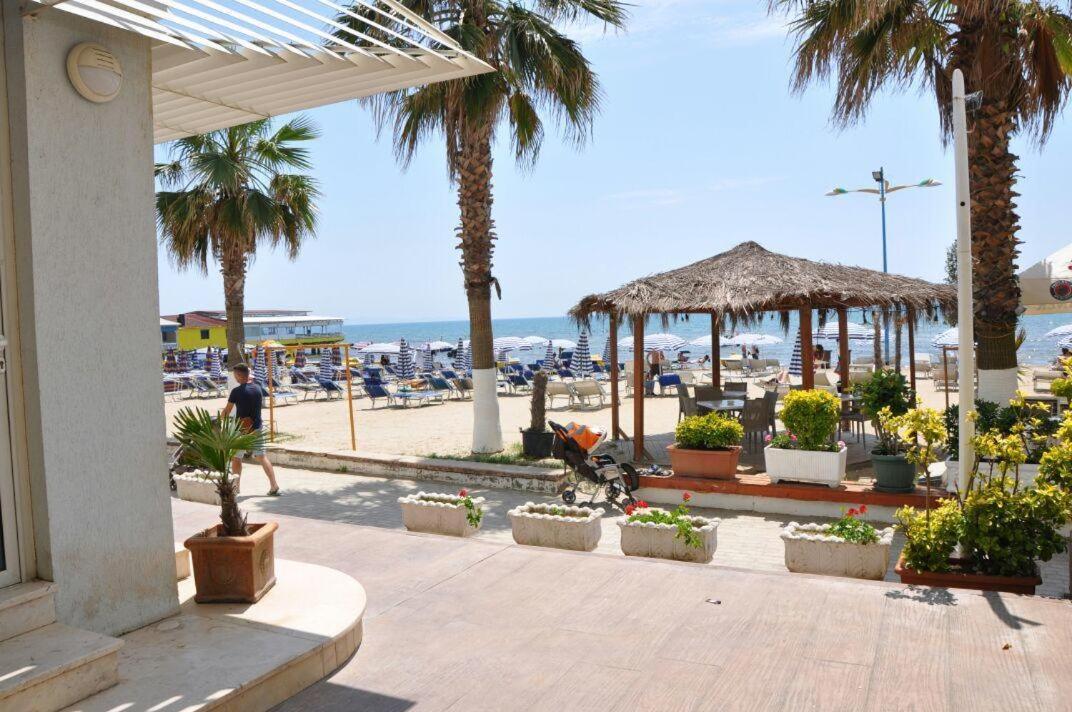 Direkt Am * Durrës